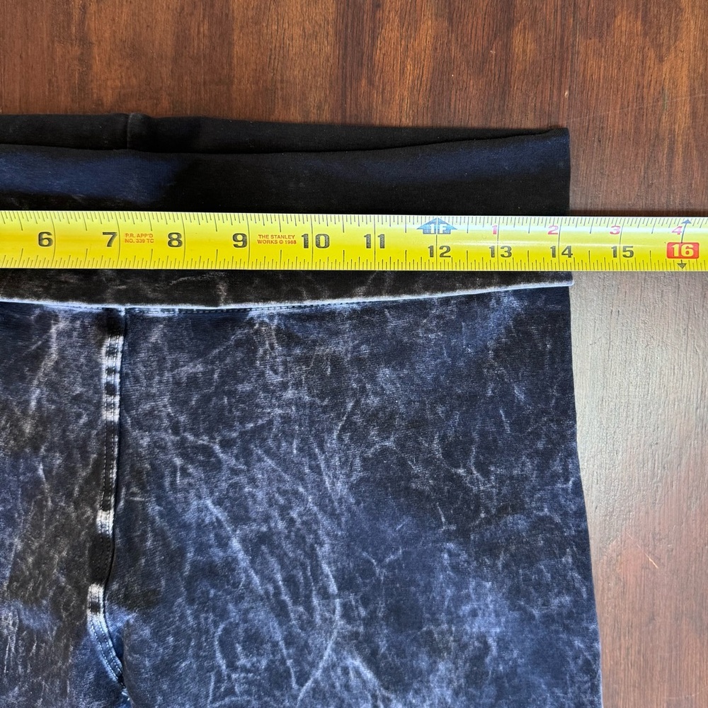 T-Party Fold Over Mineral Wash Leggings - Picture 12 of 14